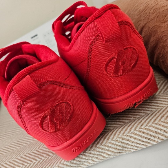 Heelys - Picture 2 of 5